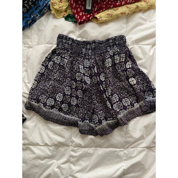 Nat by Natalie Martin Purple Shorts - Picture 2 of 4